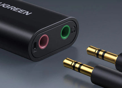 Conectores de entrada micrófono y salida auriculares del US205